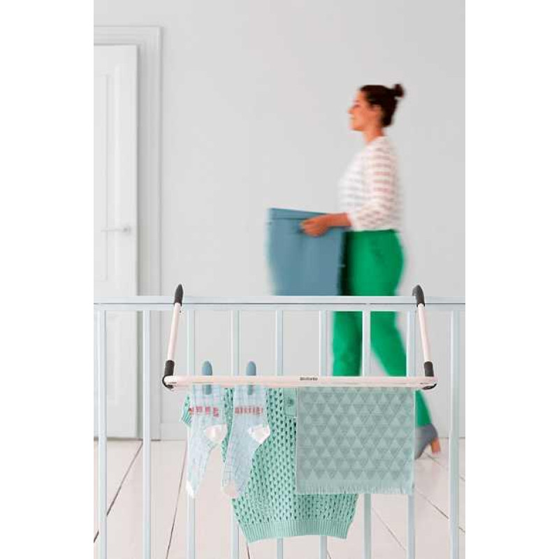 Сушарка для білизни навісна Brabantia, до 4,5 м навішування, біла (102769)
