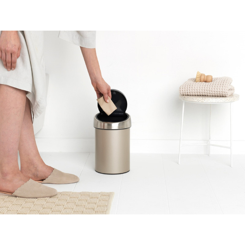 Бак для сміття Touch Bin Brabantia, об'єм 3 л, бежевий шампань (304668)
