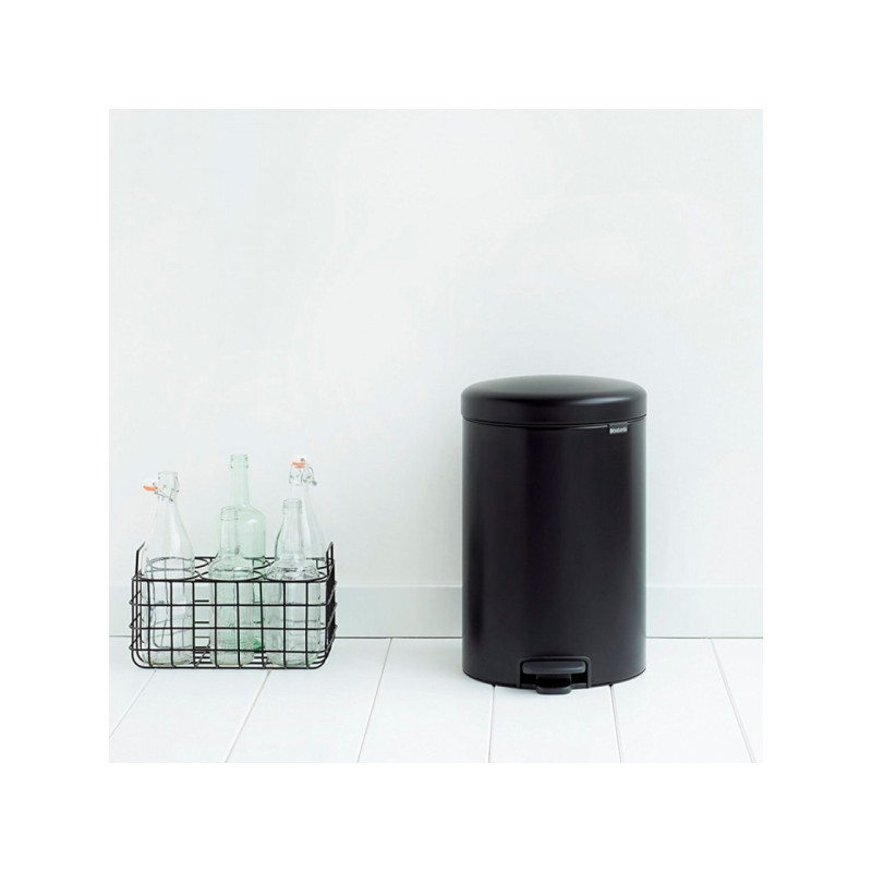 Бак для сміття з педаллю Brabantia Pedal Bin 20 л 114106