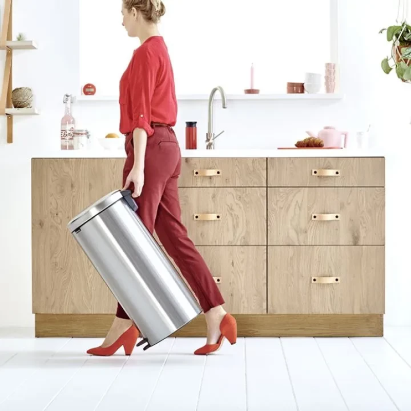 Бак для сміття з педаллю Brabantia 30 л 114380