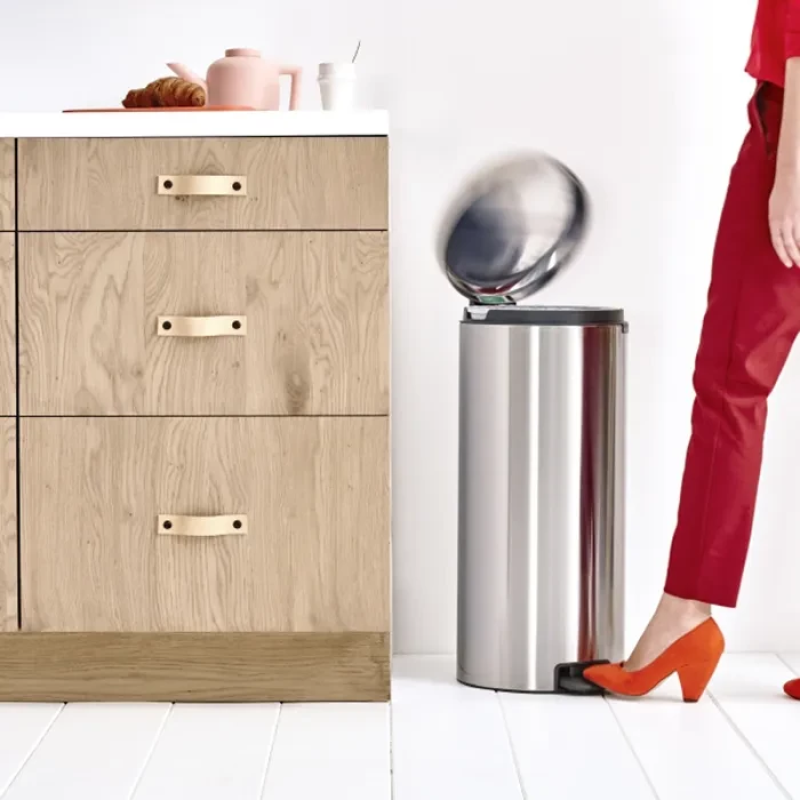 Бак для сміття з педаллю Brabantia 30 л 114380