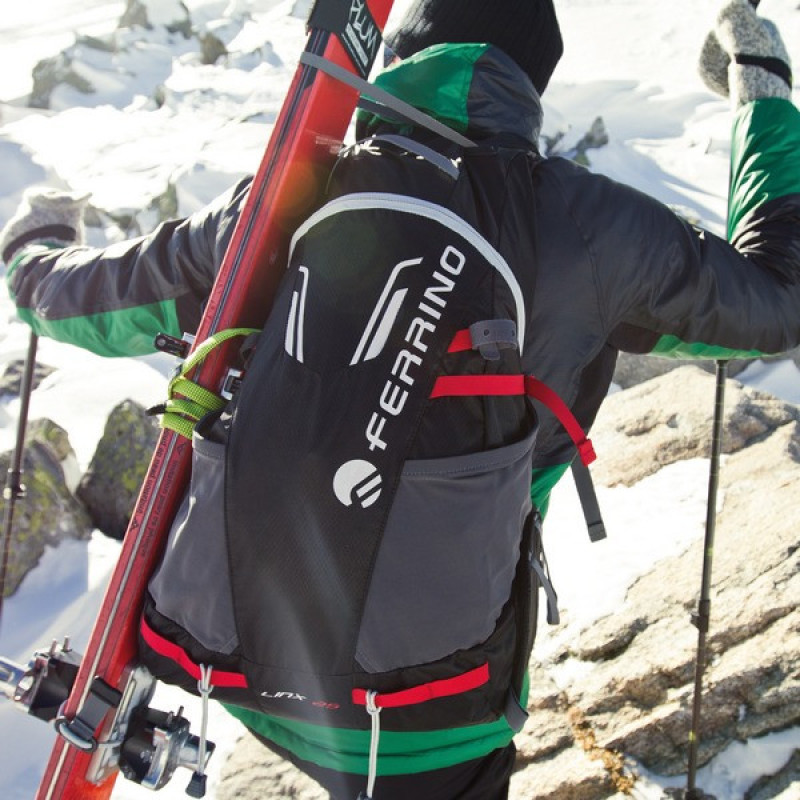 Рюкзак туристичний Ferrino Lynx 25 Black/Red