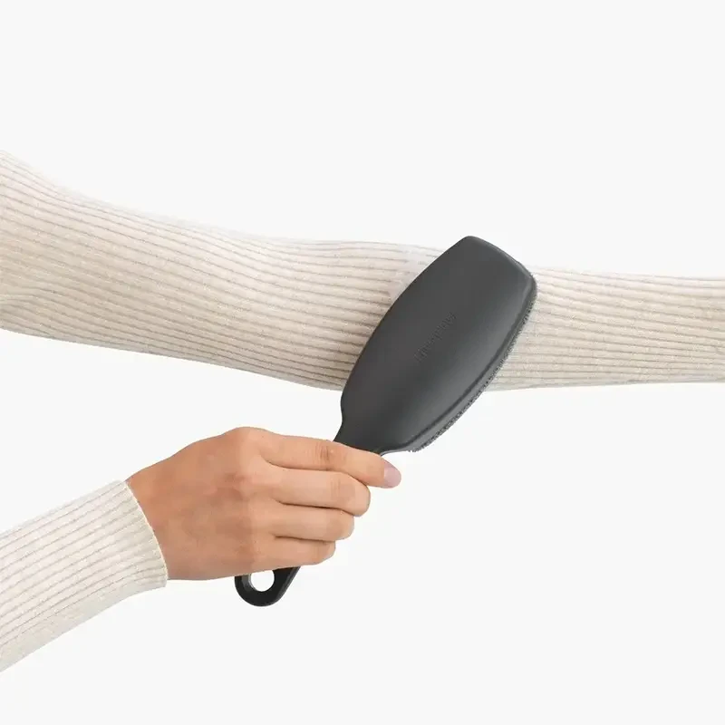 Щітка для одягу Brabantia Ironing accessories сіра (149382)