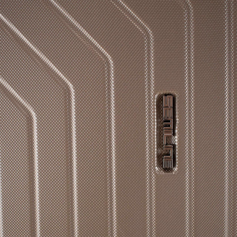 Чемодан Semi Line 24