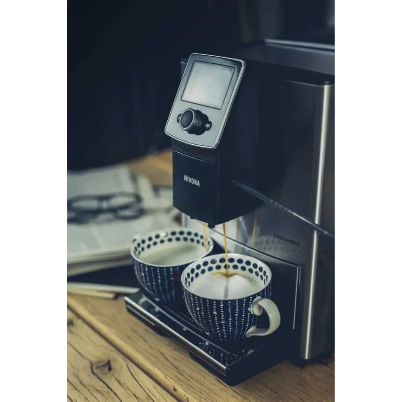 Кофемашина автоматическая NIVONA CafeRomatica 825