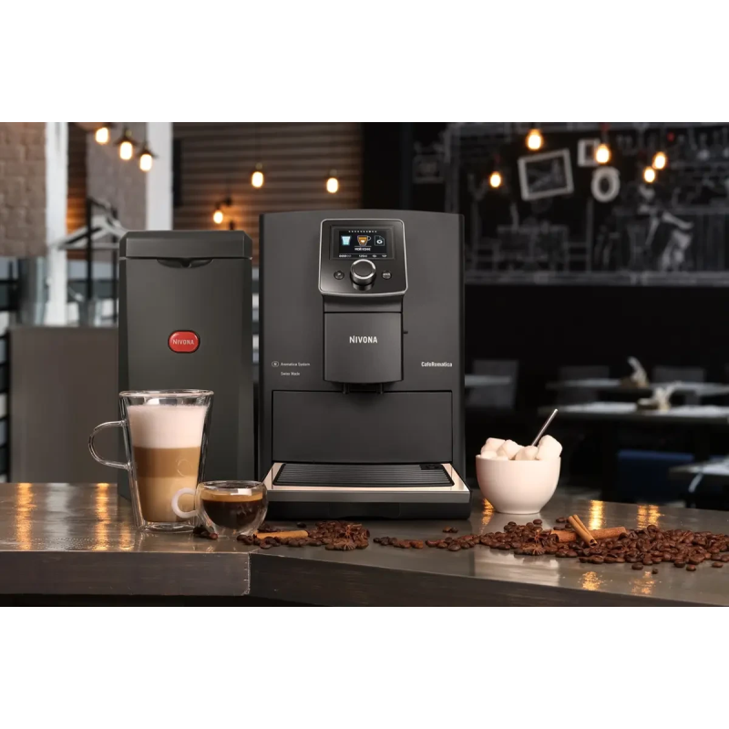 Кофемашина автоматическая NIVONA CafeRomatica 820