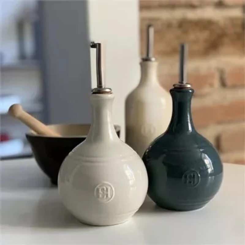 Пляшка для оцту Emile Henry Kitchen tools 10.4x21 см, 0.4 л (710216)
