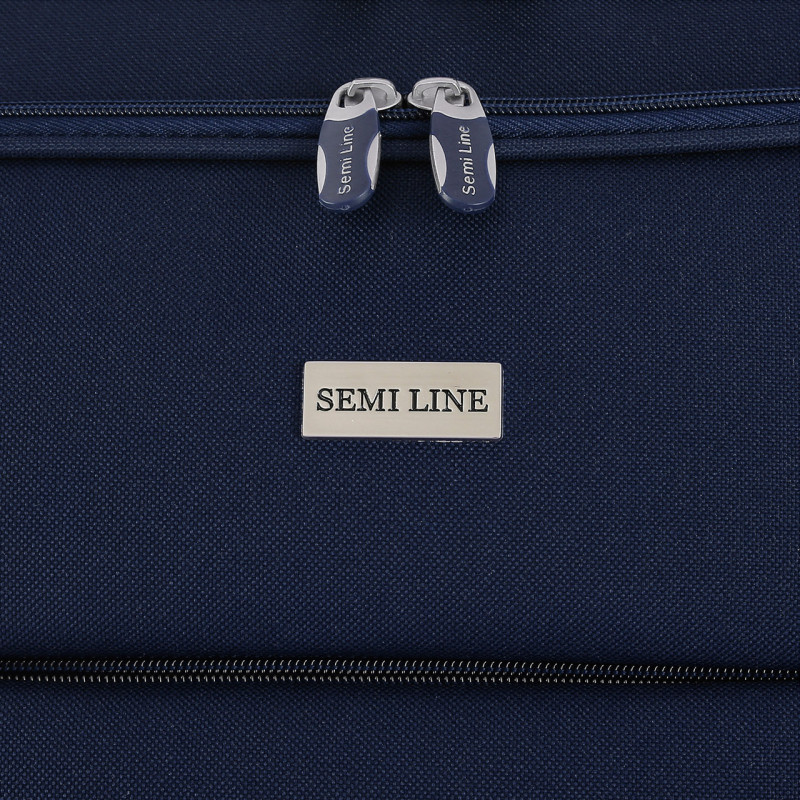 Чемодан Semi Line 24