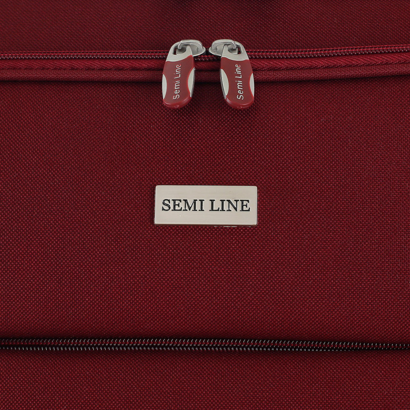 Чемодан Semi Line 24