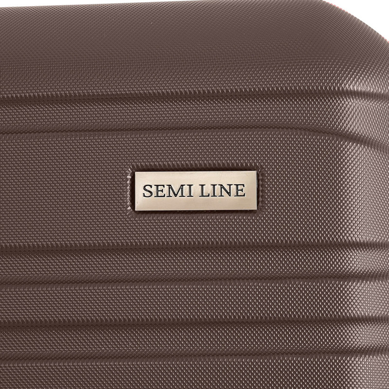 Чемодан Semi Line 24
