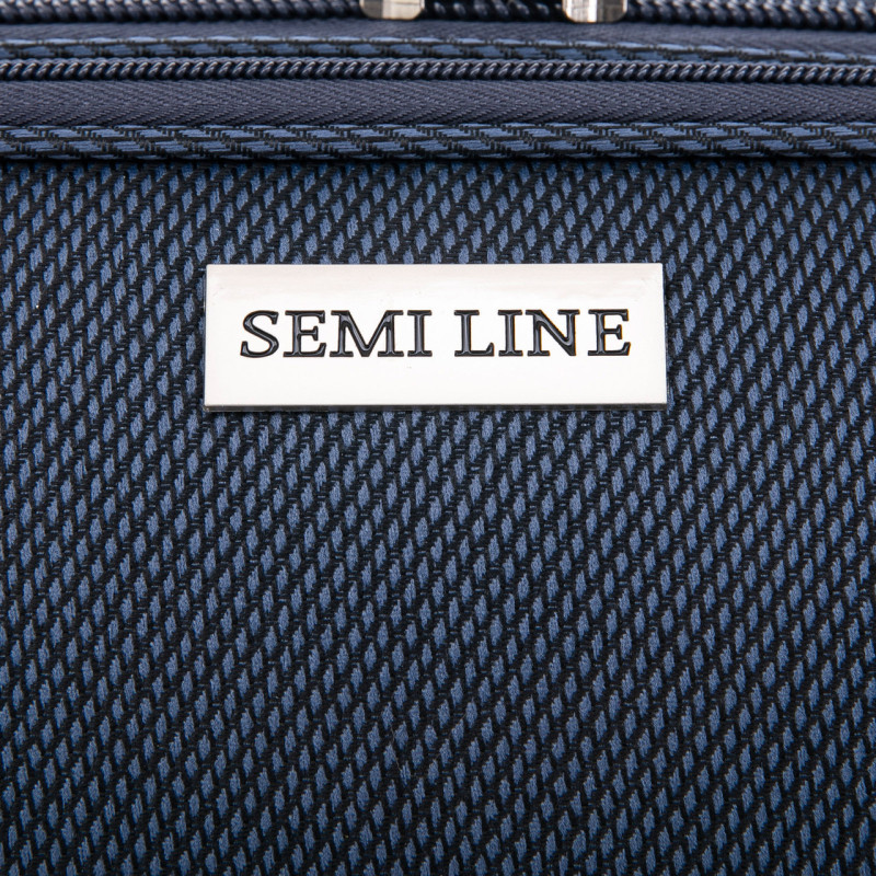 Чемодан Semi Line 24