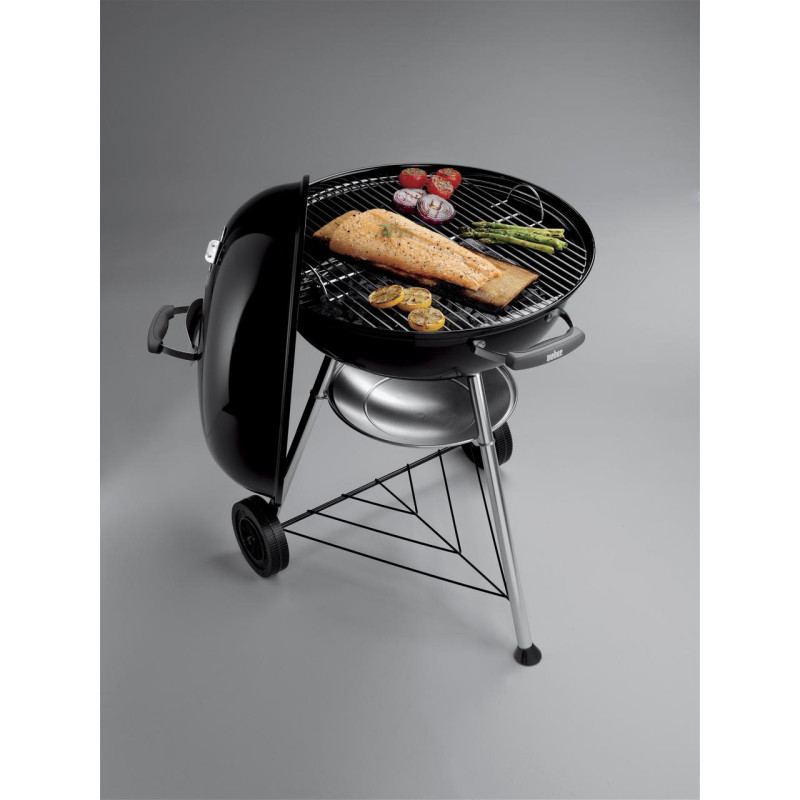 Угольный гриль Weber Compact Kettle 57 см, черный