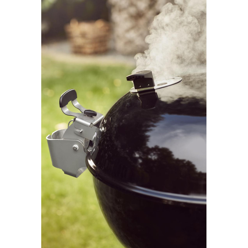 Угольный гриль Weber Master-Touch Premium SE E-5775 57 см, черный