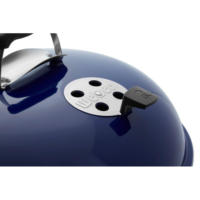 Угольный гриль Weber Master-Touch GBS С-5750 57 см, синий