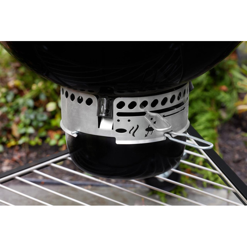 Угольный гриль Weber Summit Е6 61 см, черный