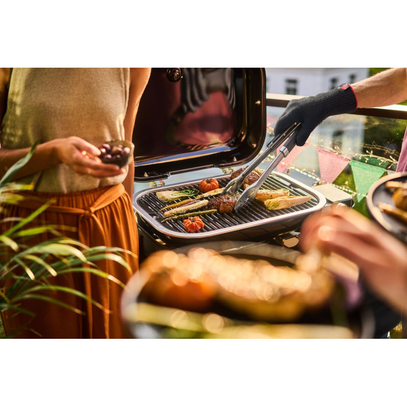 Гриль электрический Weber Lumin Compact, черный