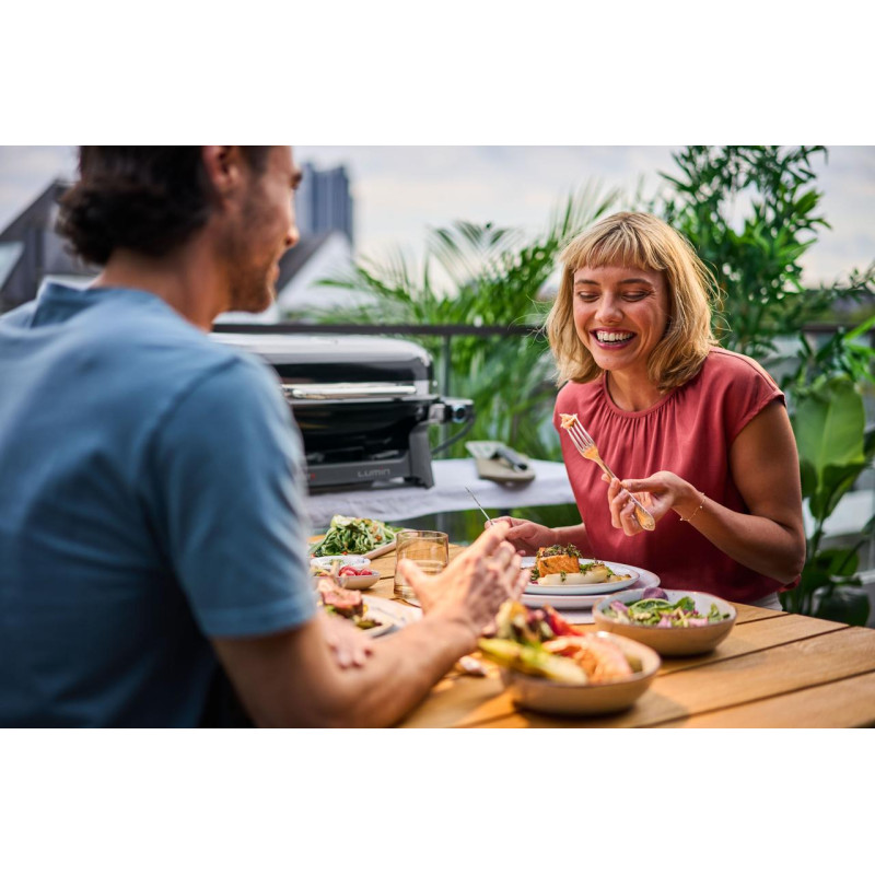 Гриль электрический Weber Lumin Compact, черный