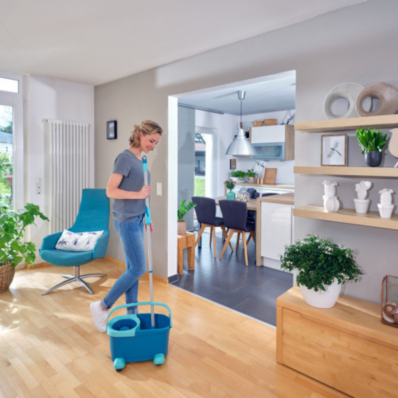 Набор для уборки Leifheit Clean Twist Disc Mop Ergo Mobile Ведро со шваброй (52102)