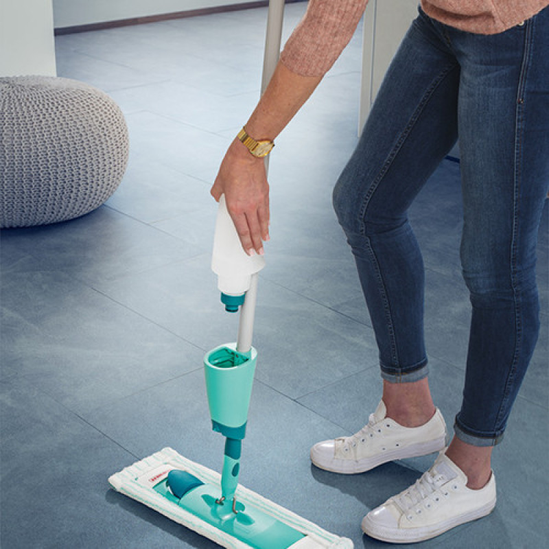 Швабра с распылителем Leifheit Easy Spray XL (56690)