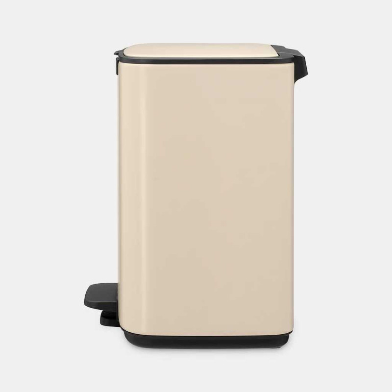 Бак для мусора Brabantia Bo Pedal Bin, объем 7 л, бежевый (237928)